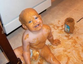 kid-mess-with-peanut-butter.jpg